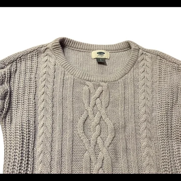 OLD NAVY Gray Cable Knit Sweater - Picture 4 of 5